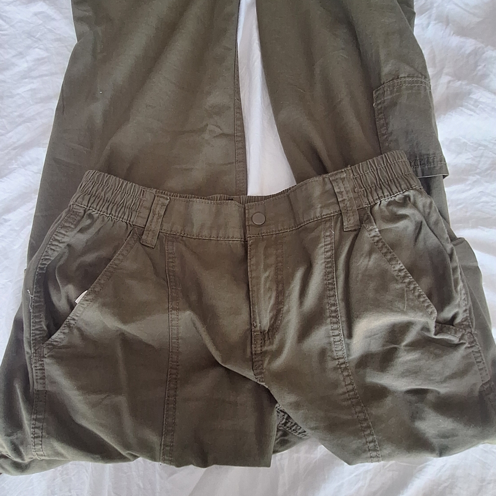 H&M Green Cargo Pants
